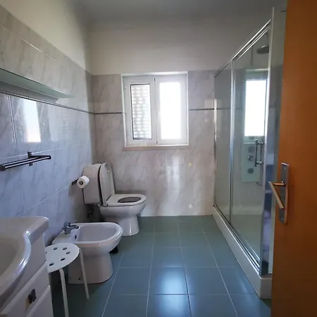 Limao Semesterbostad